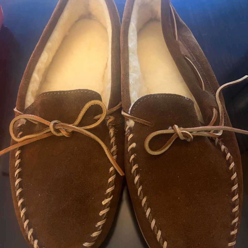 Minnetonka Brown Suede Men's Moccasins-never worn